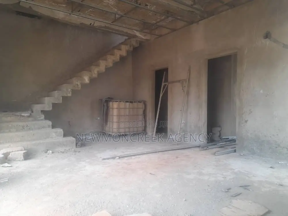 3bdrm Duplex in East Legon Hills, Accra Metropolitan for sale
