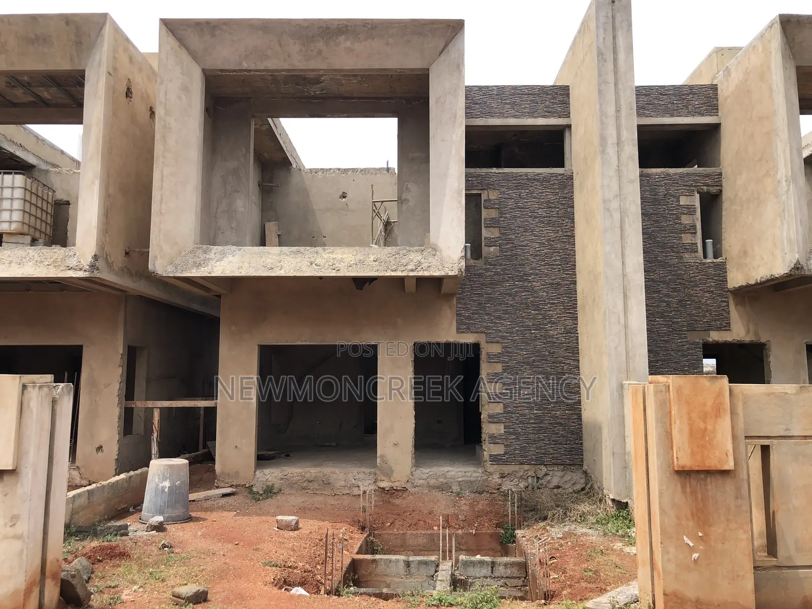 3bdrm Duplex in East Legon Hills, Accra Metropolitan for sale
