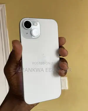 New Apple iPhone 15 128 GB Silver