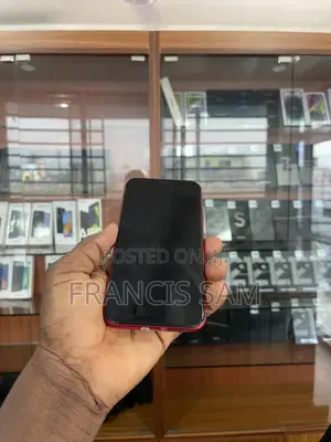 Apple iPhone 11 64 GB Red