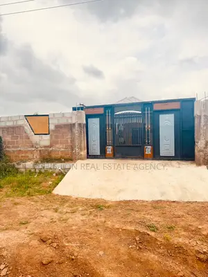 3bdrm House in Nurse Junction, Ngleshie Amanfro for sale