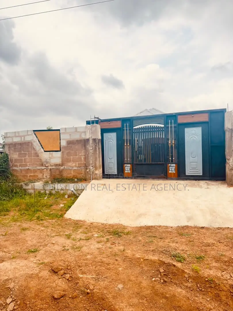 3bdrm House in Nurse Junction, Ngleshie Amanfro for sale