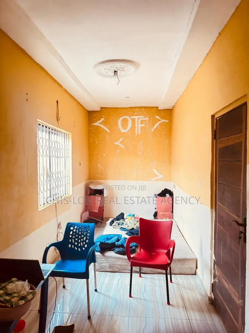 3bdrm House in Nurse Junction, Ngleshie Amanfro for sale