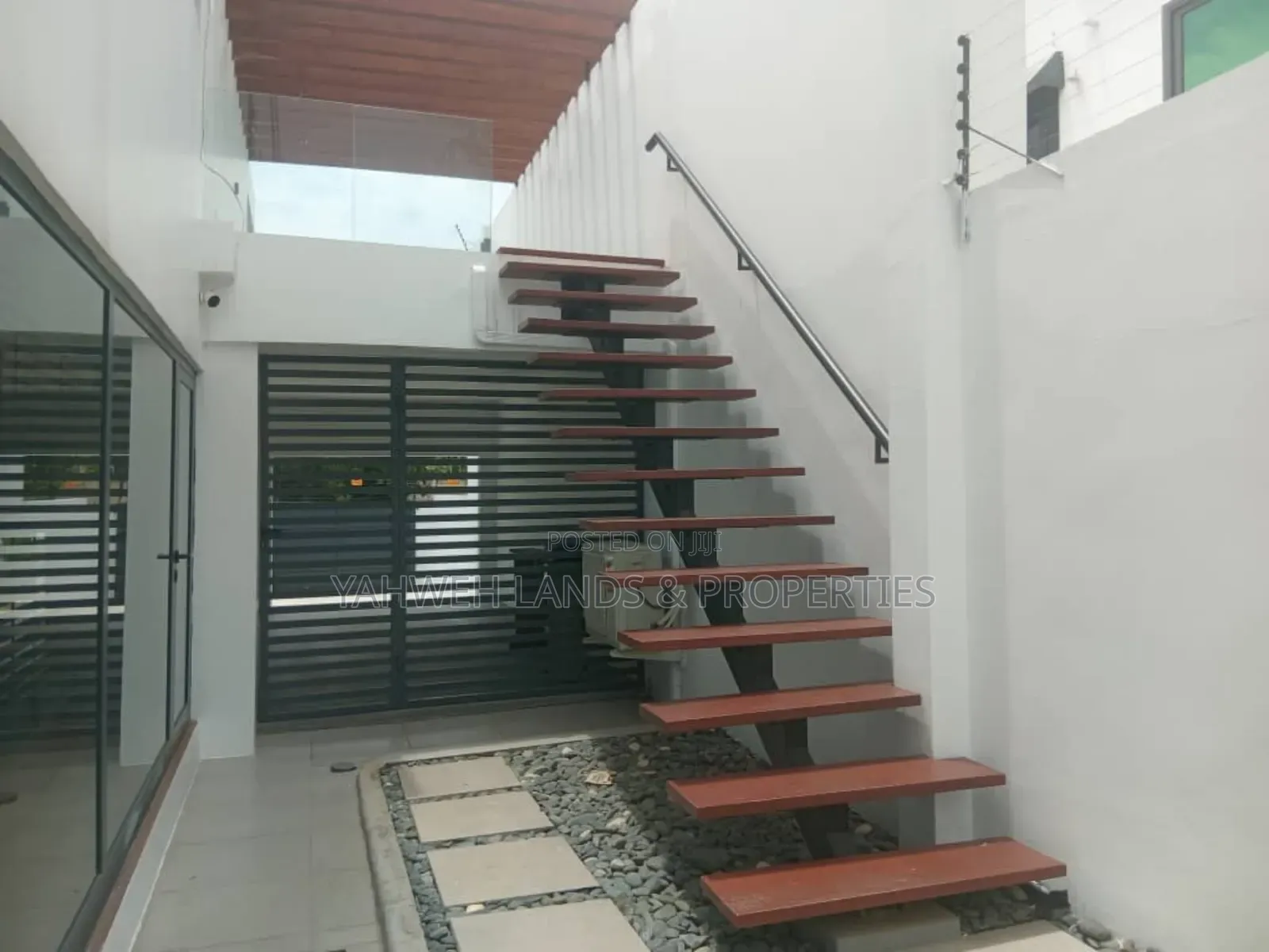 4bdrm House in Cantonments for rent