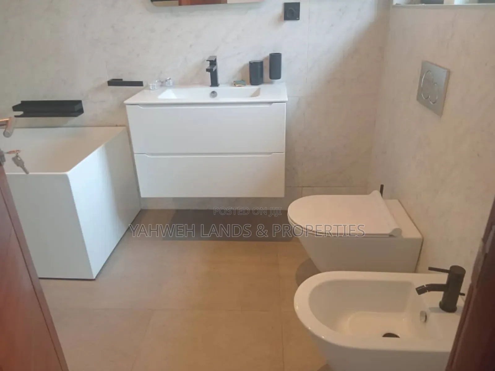 4bdrm House in Cantonments for rent