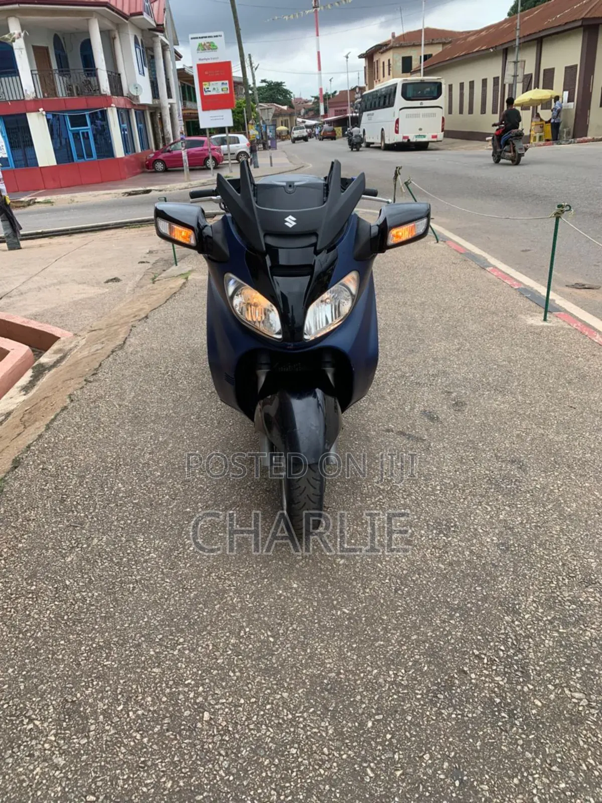 Suzuki Burgman 2018 Blue