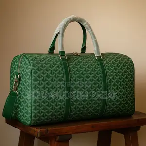 High Quality Traveling Bags Available in Stock