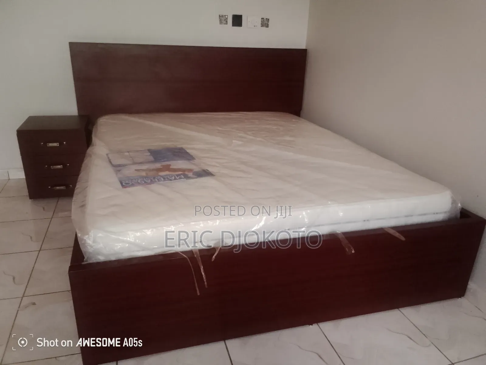 Queen Size Bed Brown