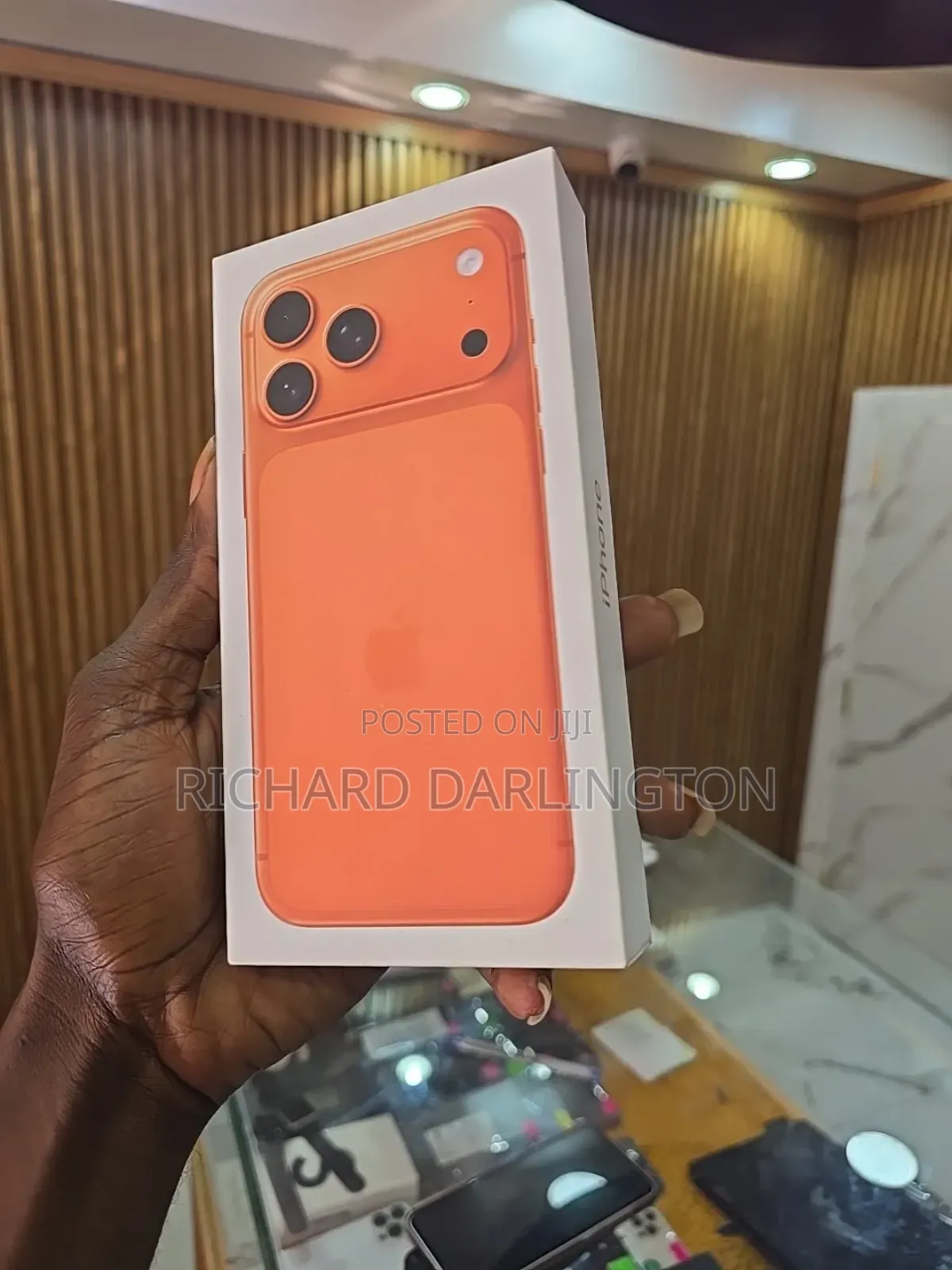New Apple iPhone 17 Pro Max 256 GB Orange