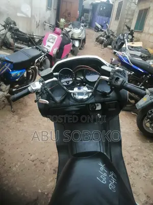 Max-S 2020 White