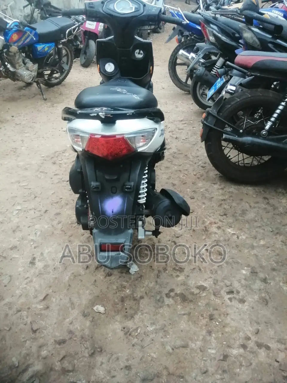 Max-S 2020 White