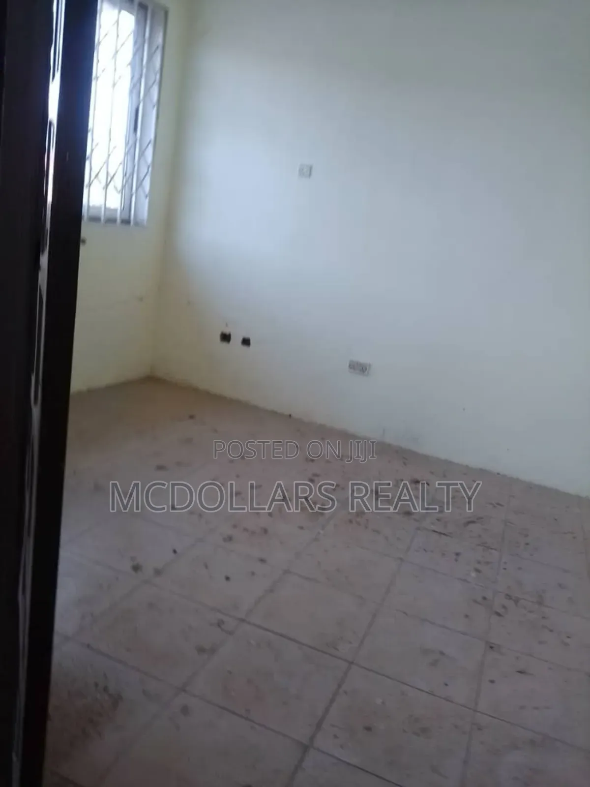 Property for Sale, ( 2 Big Halls, Offices 8 Bedrooms Inside)