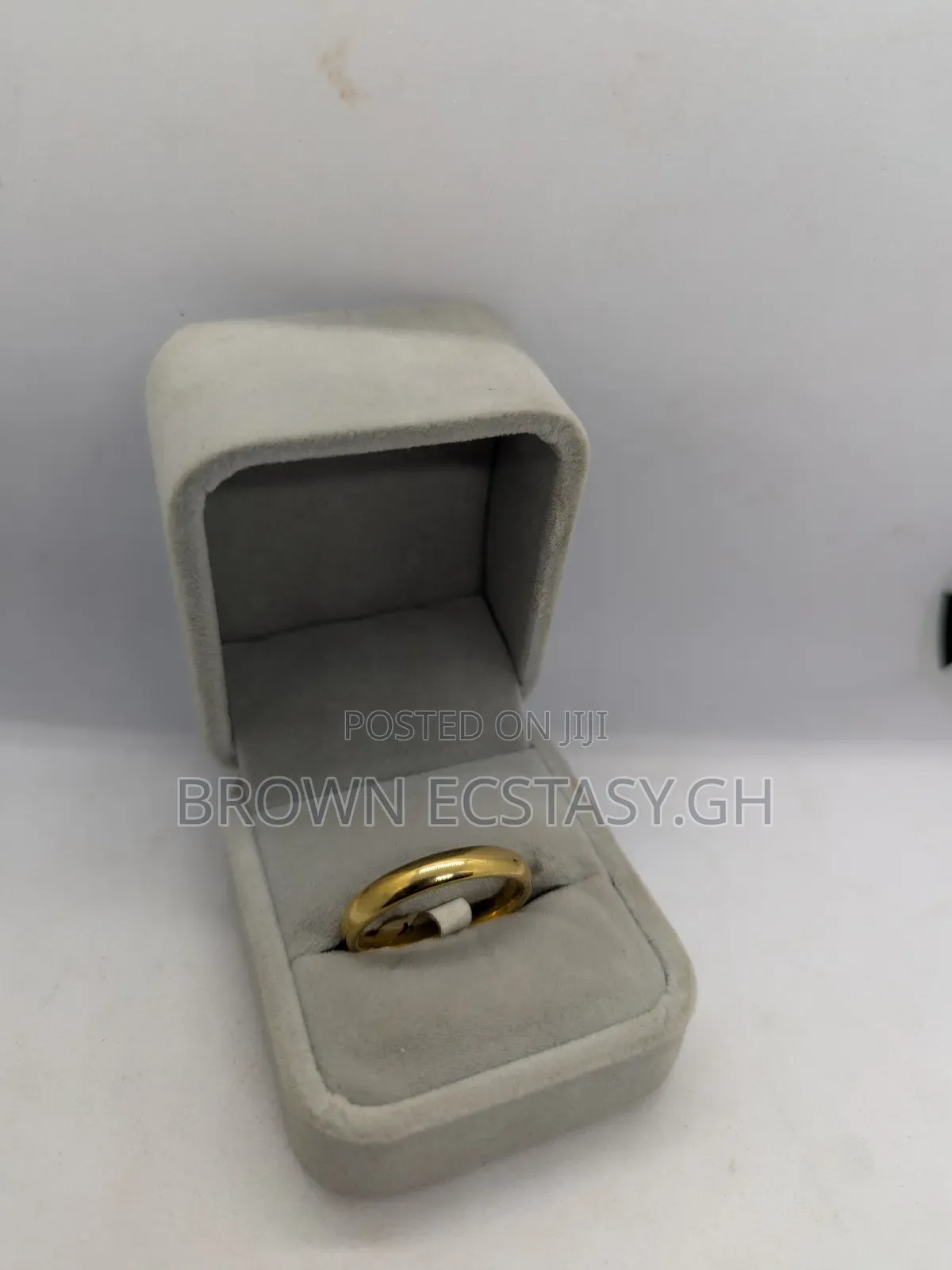 Plain Wedding Ring ( Available in Silver or Gold)
