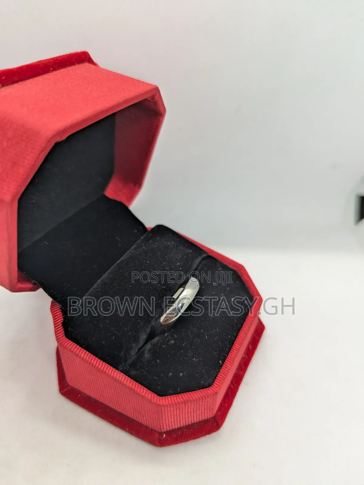 Plain Wedding Ring ( Available in Silver or Gold)