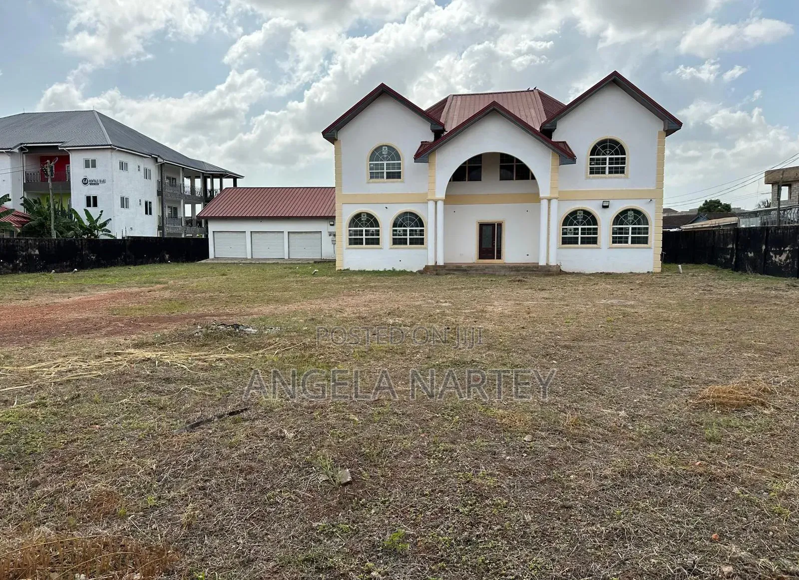 7bdrm House in East Legon for sale