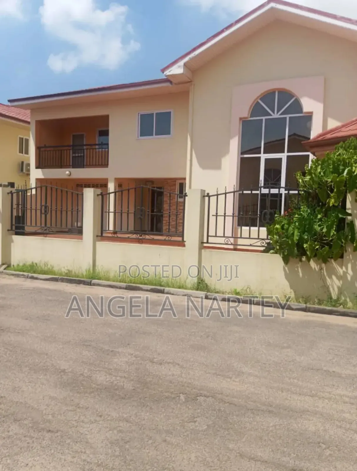 4bdrm House in Sakumono Estates for sale