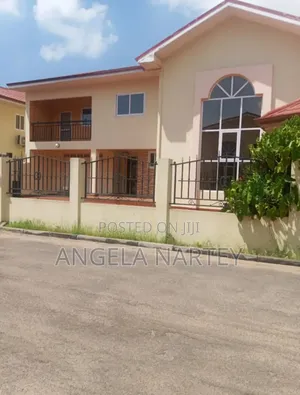 4bdrm House in Sakumono Estates for sale