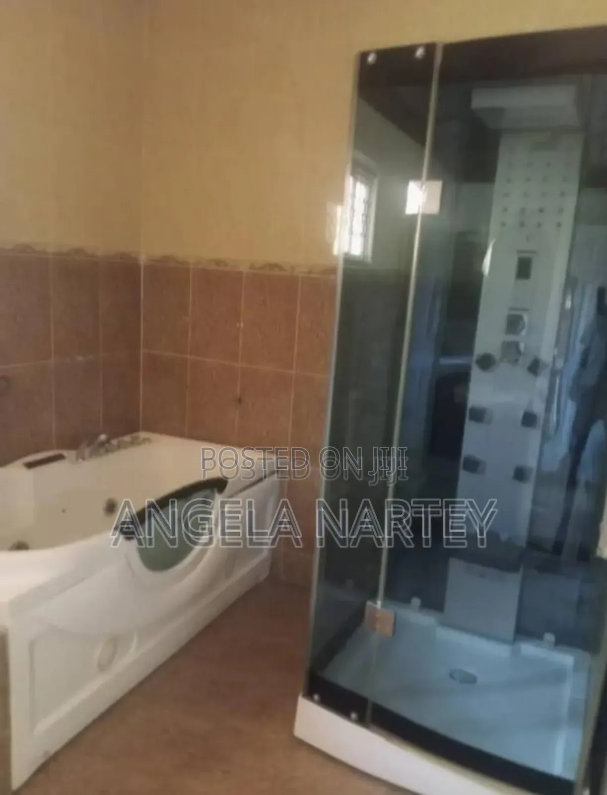 4bdrm House in Sakumono Estates for sale
