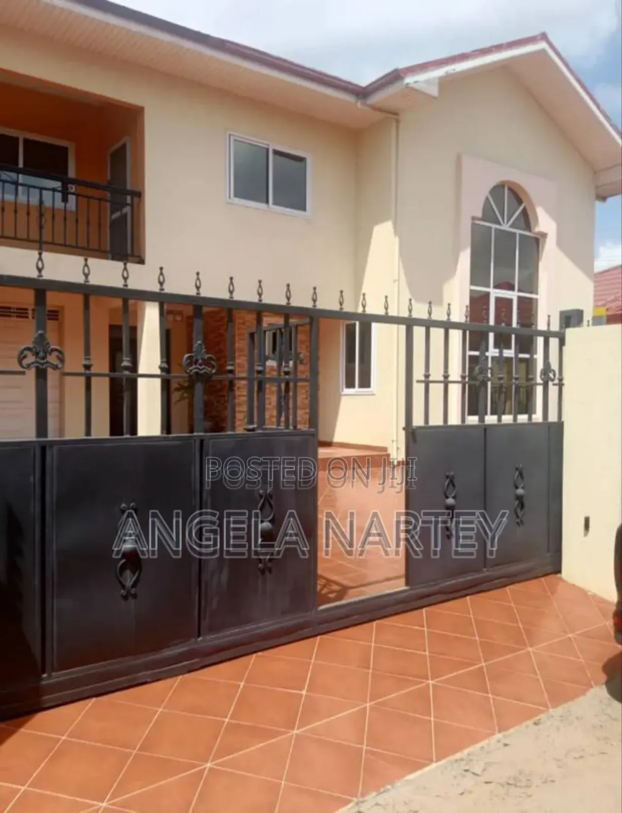 4bdrm House in Sakumono Estates for sale