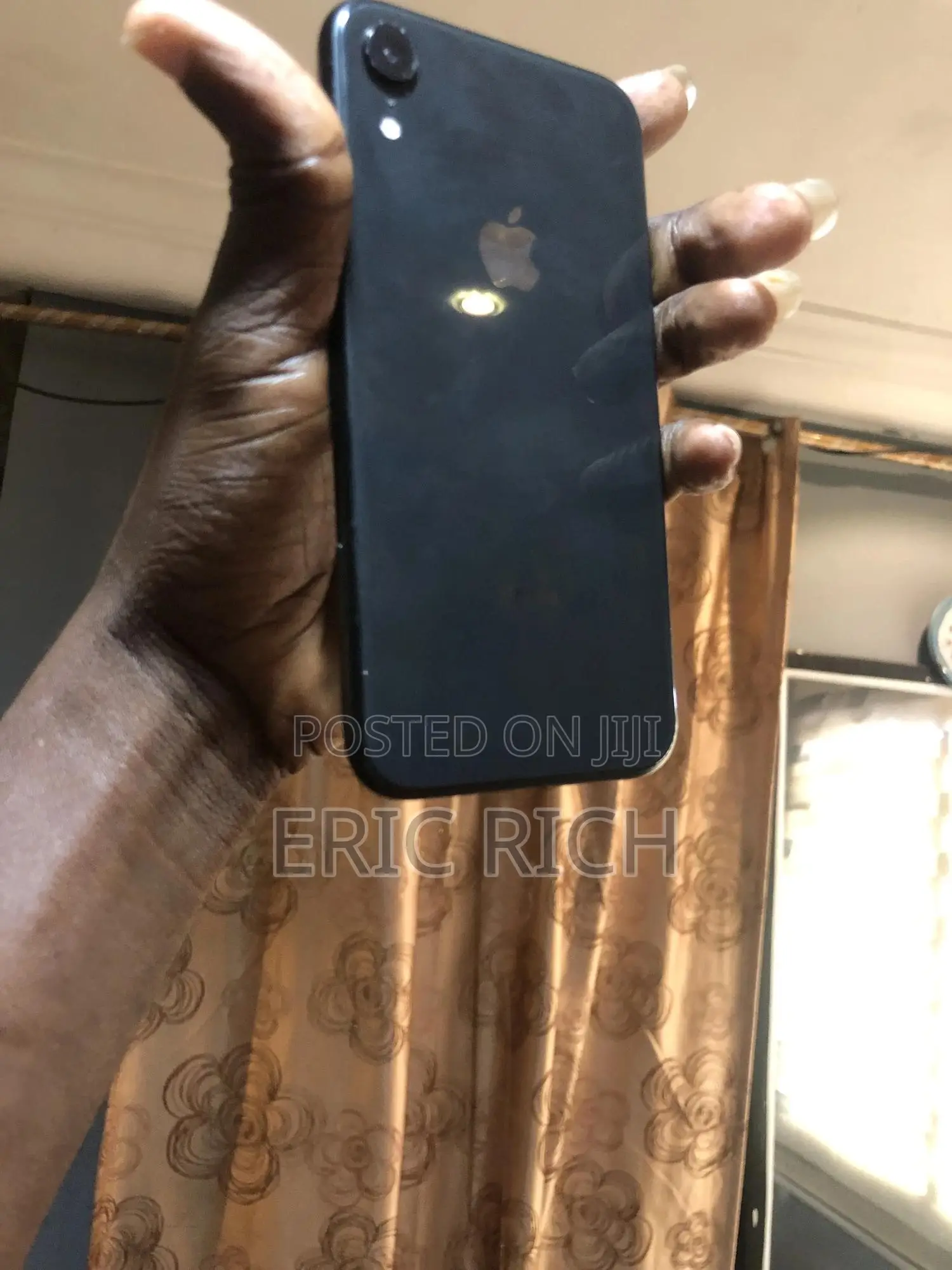 Apple iPhone XR 64 GB Black