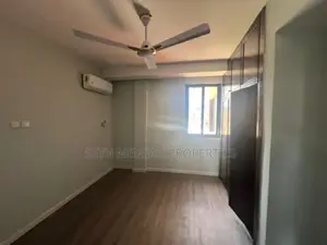 5bdrm House in Labone for rent