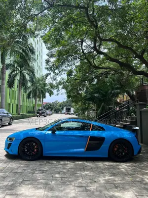 Audi R8 2018 Blue