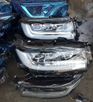 Toyota Land Cruiser 300 2022-2023-2024 Headlight