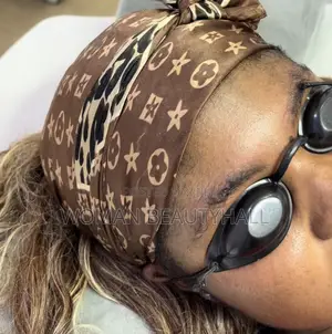Laser Brows Removal