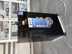 Top Quality Pearl Table Top Electric Fridge(Single Door) Black 