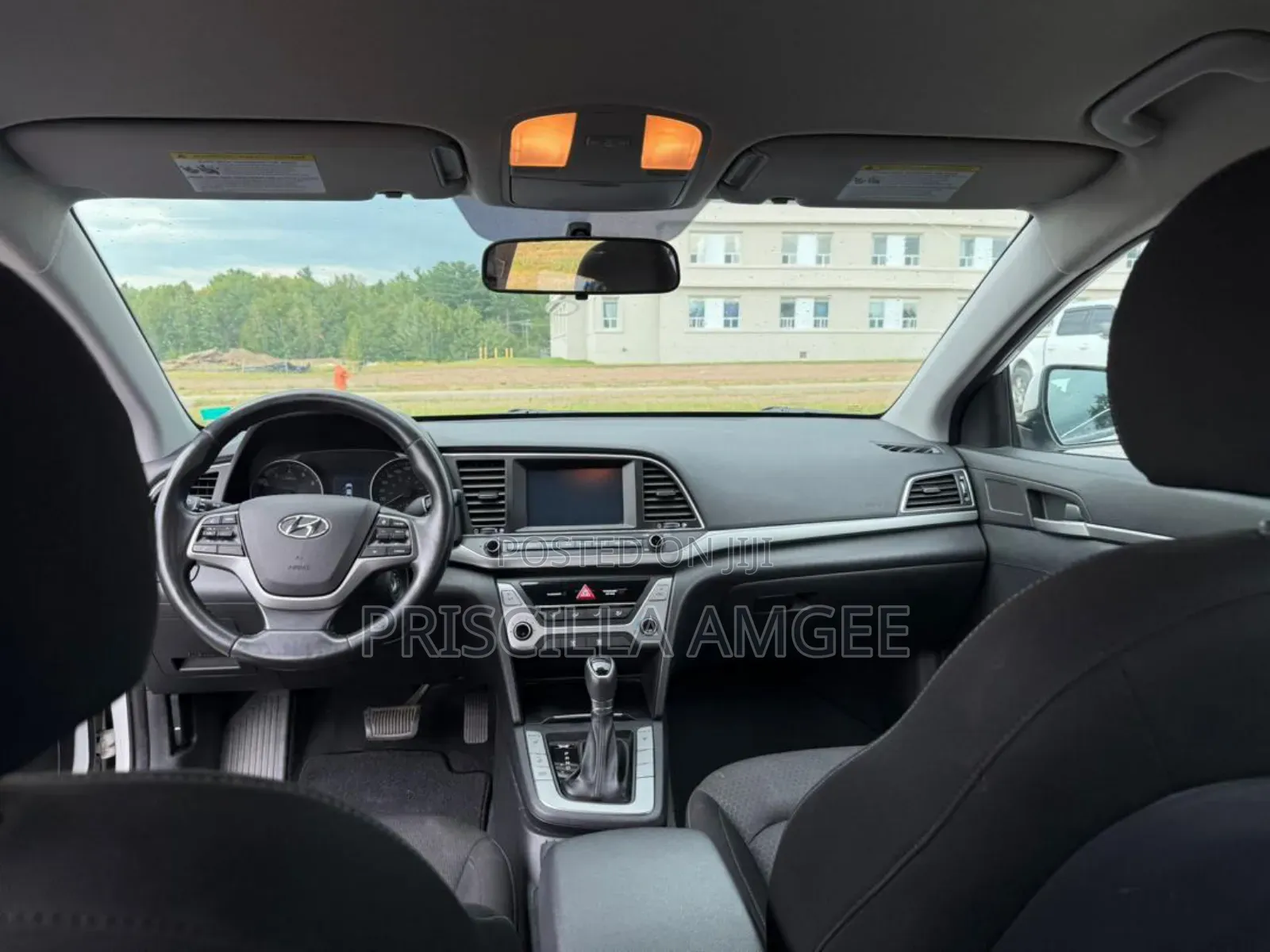 Hyundai Elantra 2017 White