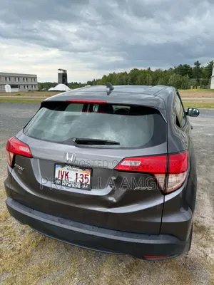 Honda HR-V 4dr SUV (1.5L 4cyl CVT) 2016 Gray
