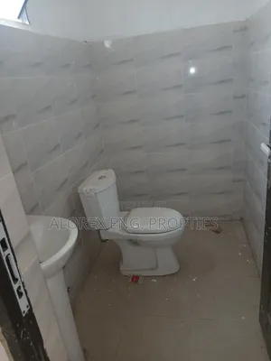 Shop for Rent at Oyarifa