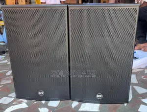 Rcf Tt 25-a Ii 15inches Active Speaker/ Stage Monitors