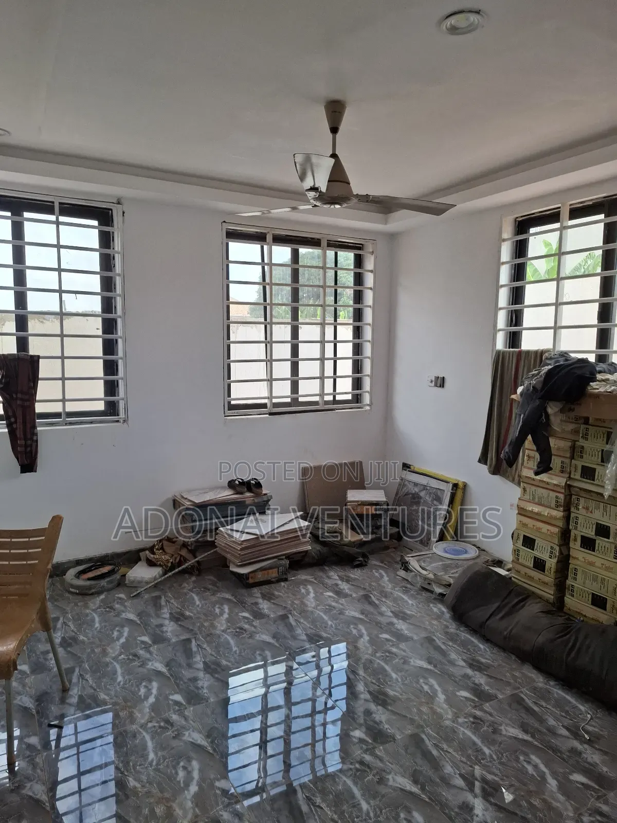 4bdrm House in Ahodwo Daban, Kumasi Metropolitan for sale
