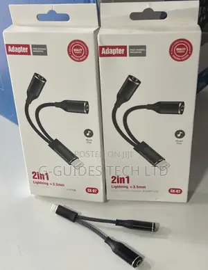 2 in 1 iPhone to 3.5mm Adapter, 2-in-1 Lightning + 3.5mm Audio Adapter