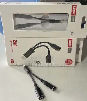 2 in 1 iPhone to 3.5mm Adapter, 2-in-1 Lightning + 3.5mm Audio Adapter