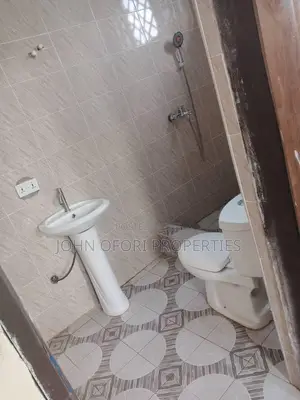 2bdrm Apartment in Ayeduase K, 5, Kumasi Metropolitan for rent