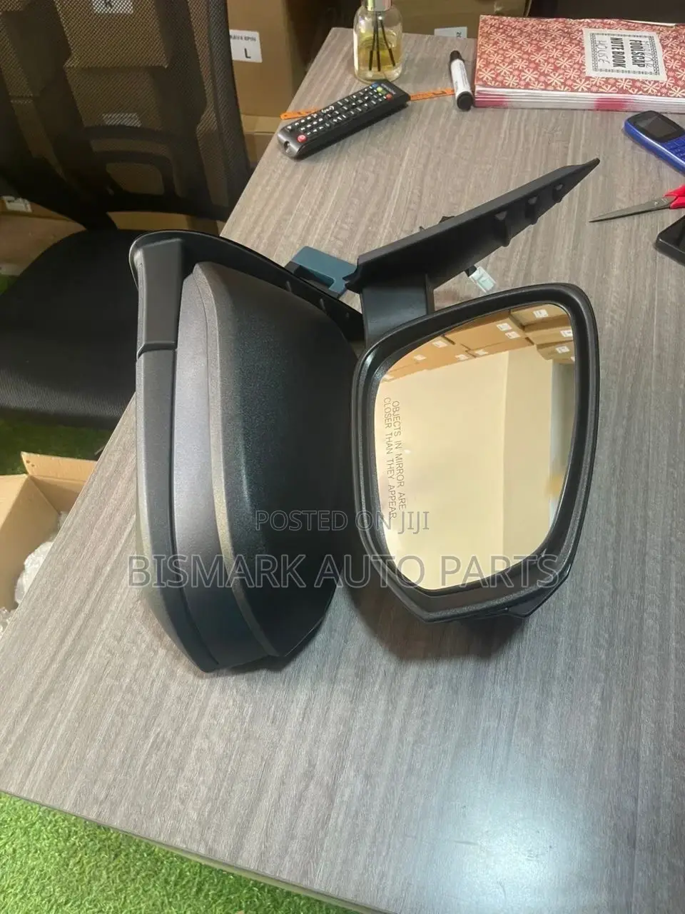 Toyota Hilux 2014-2015-2016-2018-2019-2020-2021-2022 Mirror Normal