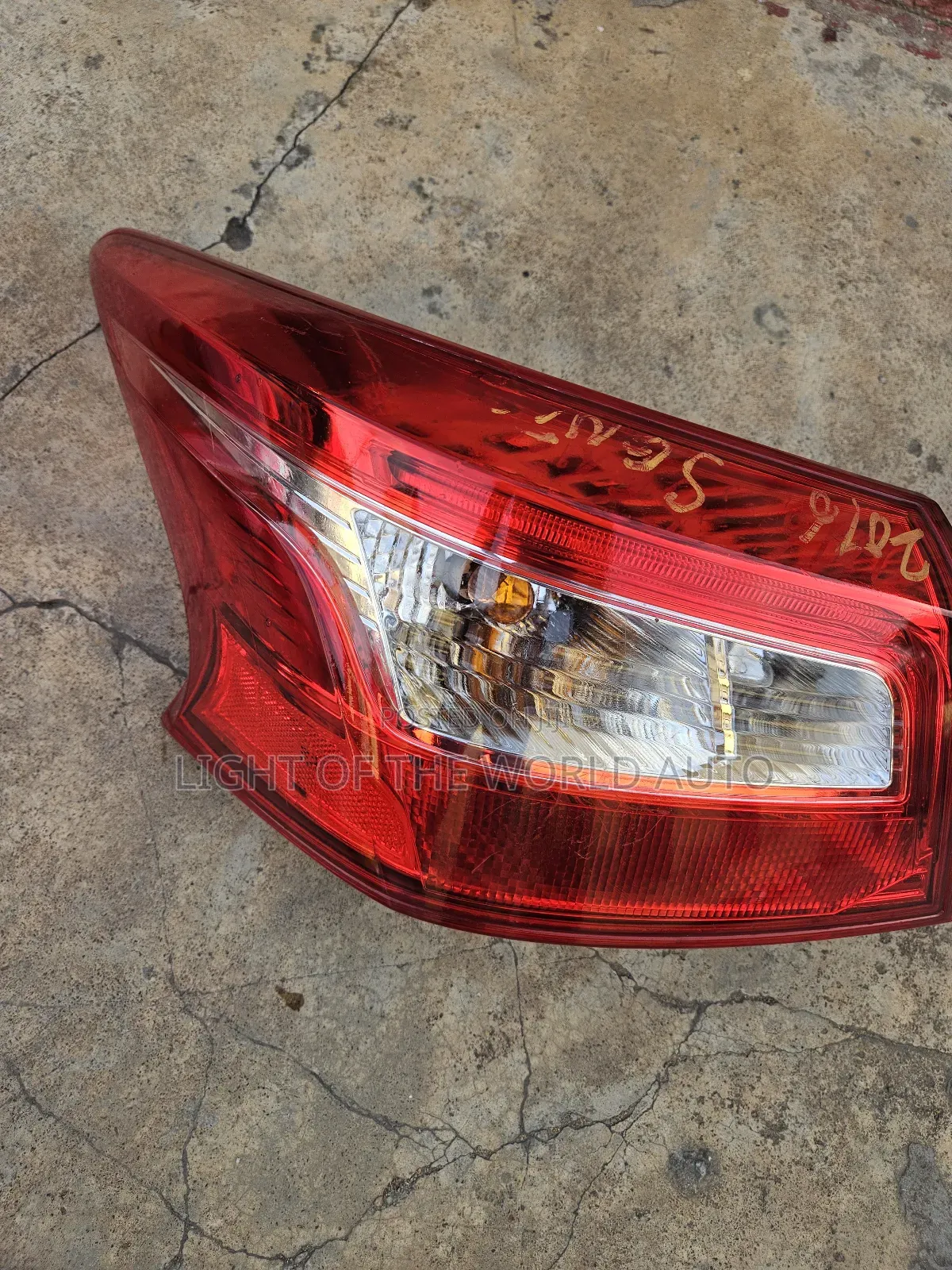 Nissan Sentra 2016 Taillights Left Side