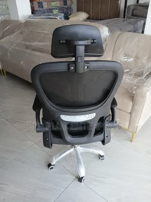 Swivel Office Chair With Headrest