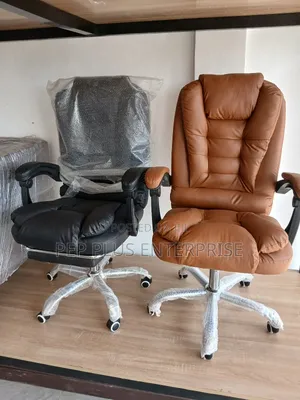 Swivel Office Chair With Legrest