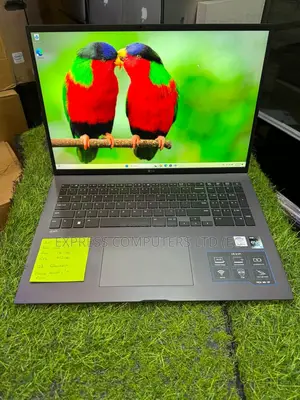 Laptop LG Gram 15.6 16GB Intel Core I7 SSD 1T