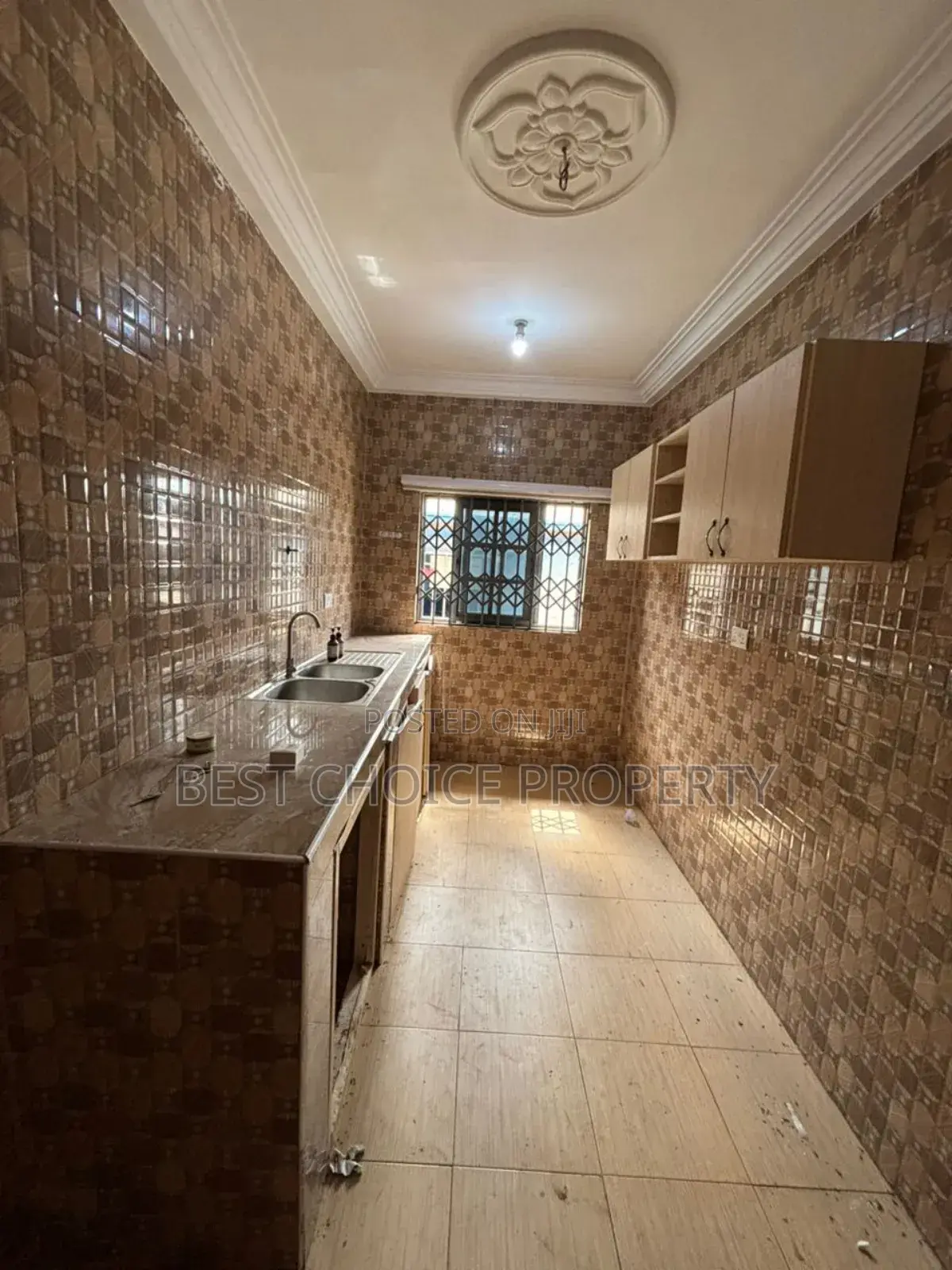 Ex Two Bedroom Apartment for Rent