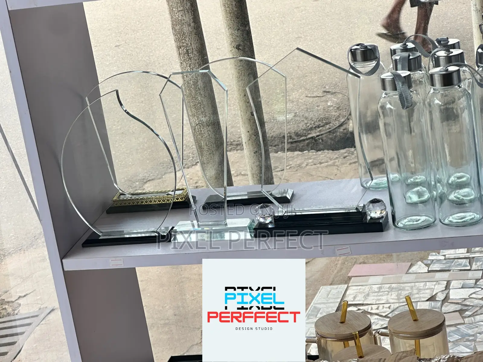 Awards Crystal Plaques and Customization