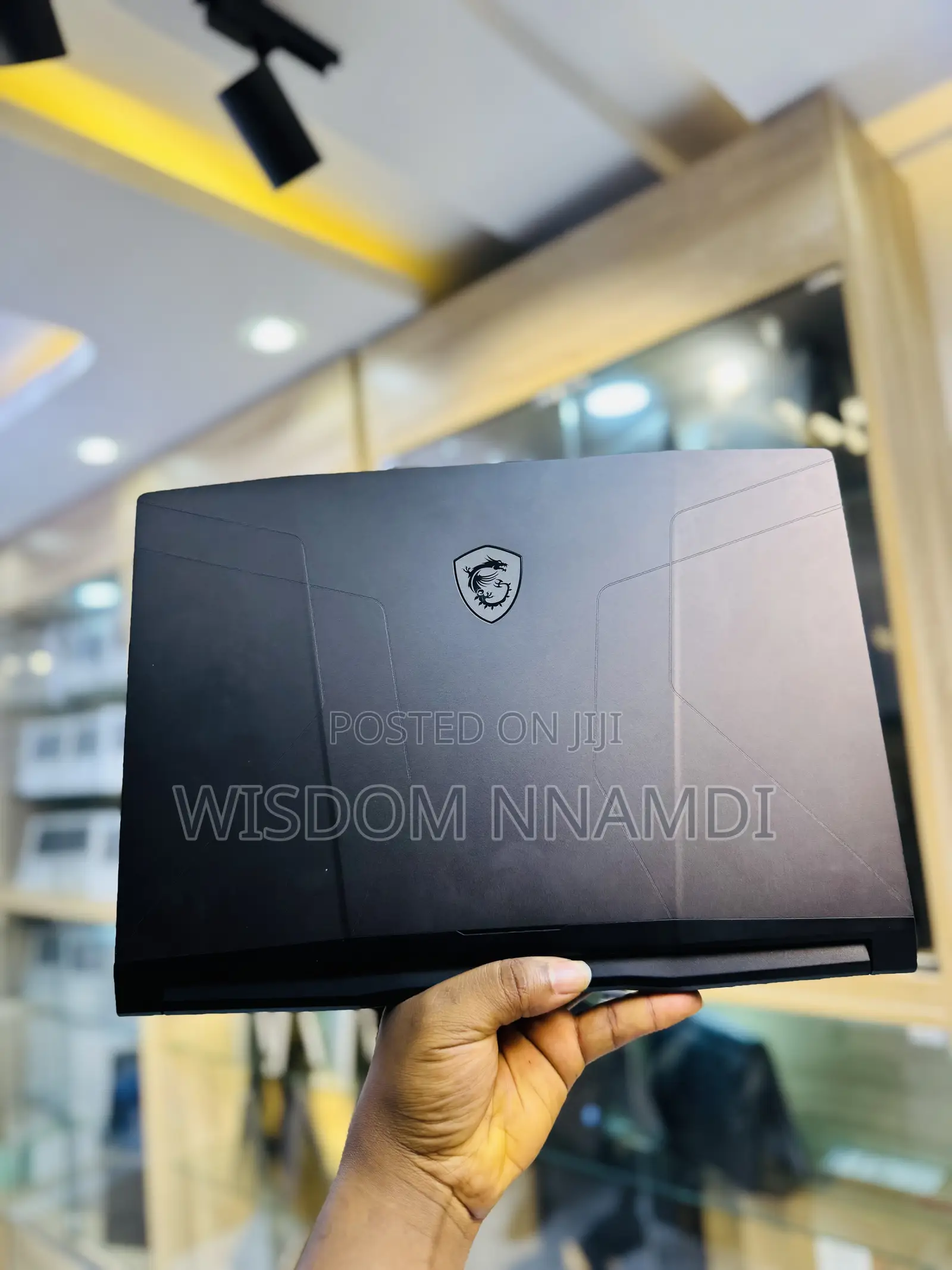 Laptop MSI Pulse GL66 16GB Intel Core i7 SSD 512GB