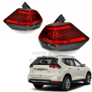 Halogen Tail Light Nissan Rogue 2017-2019