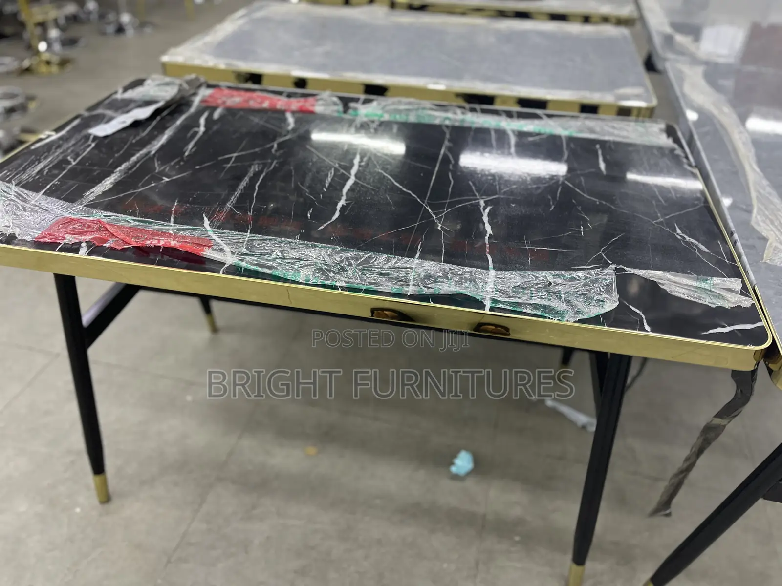 Tables(Restaurants Tables)