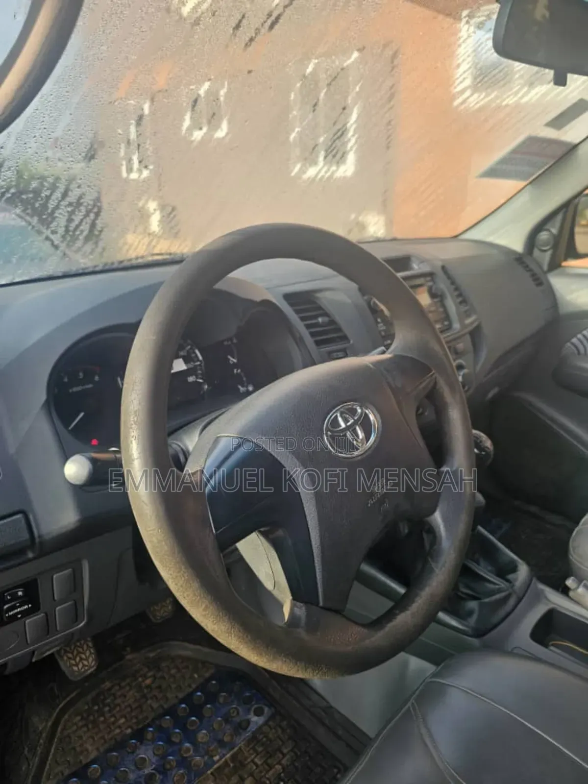 Toyota Hilux SR5 4x4 2014 Silver