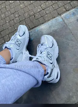 New Balance 530 Sneaker.