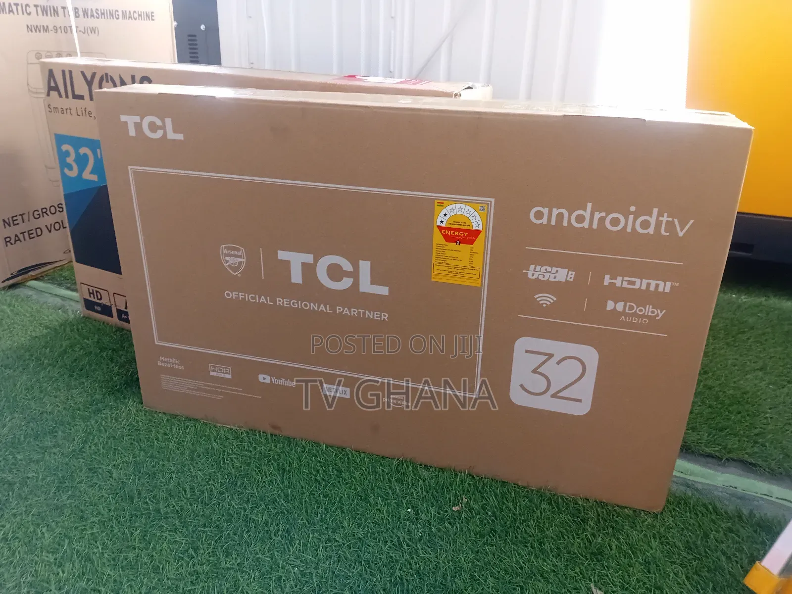 **Tcl 32" Smart Tv – Entertainment That Fits Anywhere